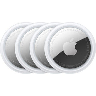 De APPLE AirTag - 4 stuks set helpt je sleutels en meer eenvoudig terugvinden via de Zoek mijn app. Stijlvol ontwerp met zilveren midden en witte rand, elk voorzien van het Apple-logo.