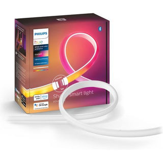 Een Philips Hue gradient lightstrip 1 meter uitbreiding van Philips wordt verlicht en flexibel getoond; de verpakking benadrukt compatibiliteit met Alexa en Google Assistant.