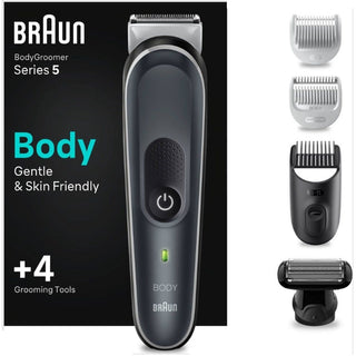 De BRAUN Bodygroomer Series 5 BG5360 voor mannen heeft een aan/uit-knop en bevat vier zachte, huidvriendelijke verzorgingsopzetstukken - ideaal als lichaamsverzorger voor de man.