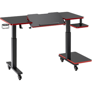 Het DealFixers Pro-Series Mobiele Ergonomische Gaming Bureau is een zwart met rood verstelbaar bureau op wielen, met een schuin middenpaneel, linker bekerhouder en twee planken aan de rechterkant voor een optimale gamingopstelling.